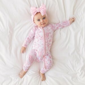 Posh Peanut Posh Peanut Convertible Sleeper Zip- Antionette Pattern Bamboo 18-24